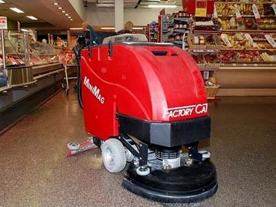 2016 Factory Cat MiniMag 20 in. Traction Drive Scrubber